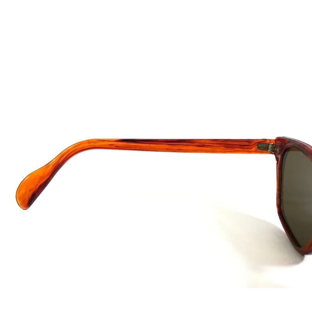 Vintage Sunglasses Clear Reddish Brown Cat Eye Frames w/ Brown Lenses 45-19-125